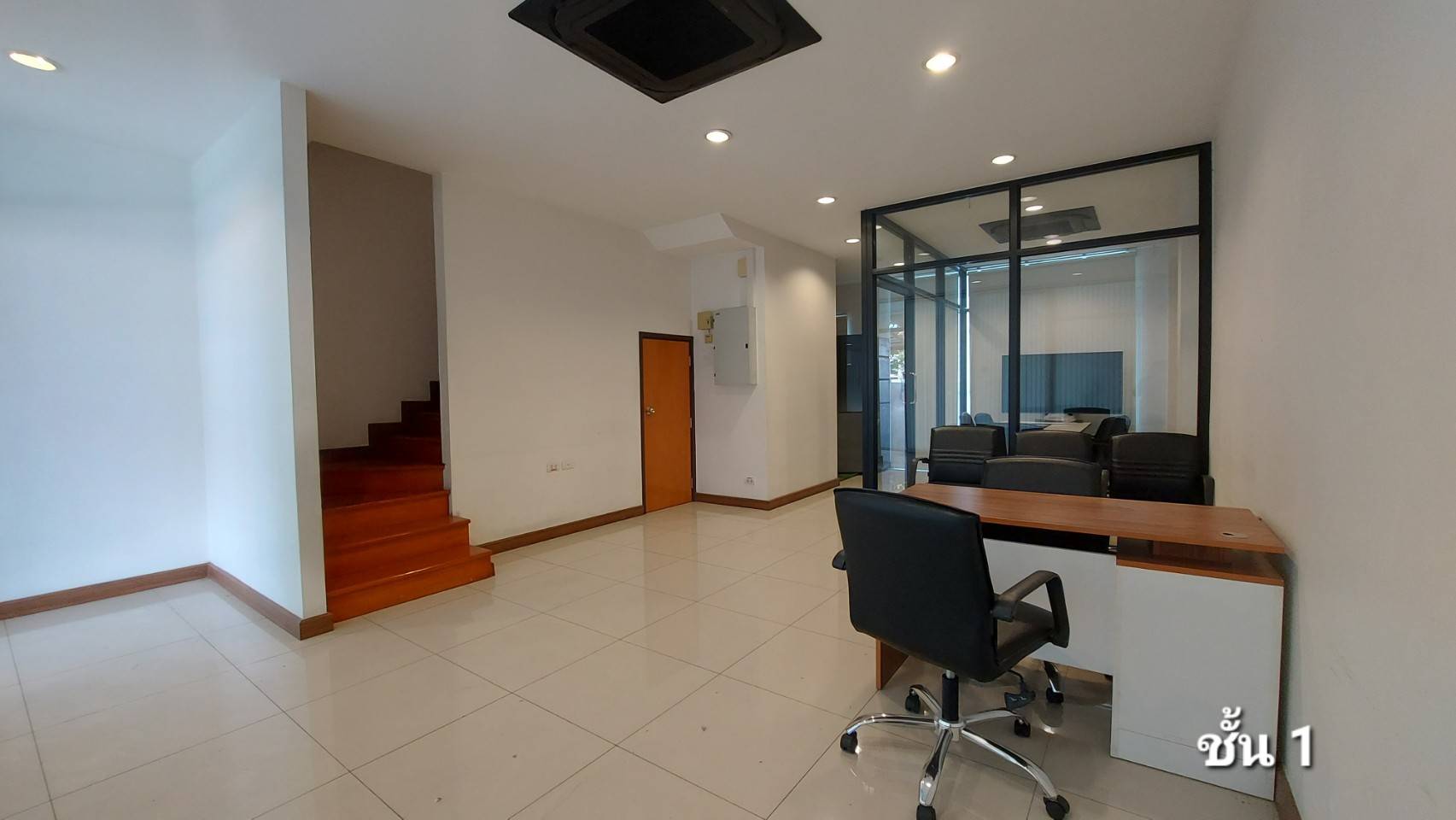 ให้เช่าโฮมออฟฟิศ 4 ชั้นในโครงการเอ็นเตอร์ไพรซ์พาร์ค บางนา-ตราด กม.5 บางพลี สมุทรปราการ (N.1442)