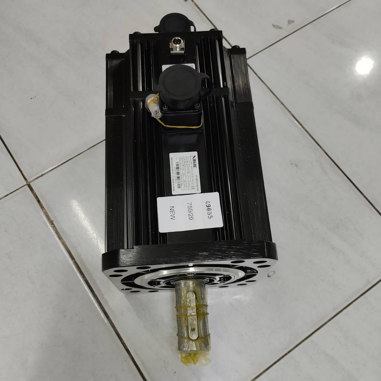 SERVO MOTOR " XINJE " MODEL : MS5G-180STE-TL28015BZ-44P4-S01