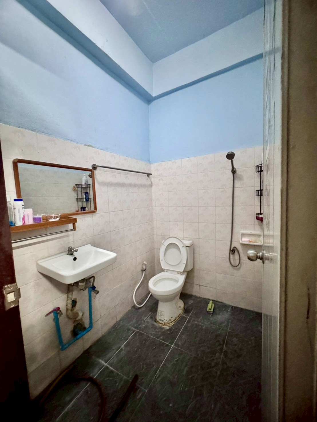 ขายทาวเฮ้าส์ บ้านเฟื่องฟ้า 9 เฟส 2 ซอยมังกร เทพารักษ์ บ้านสวยราคาดี (N.1908)