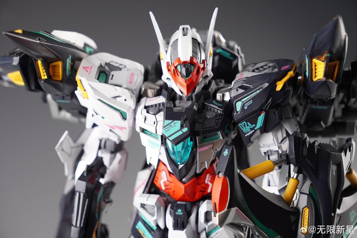 (MG) 1/100 In Era+ Thunderbolt 2.0 with Manta Ray Equipment [Infinite Dimension]