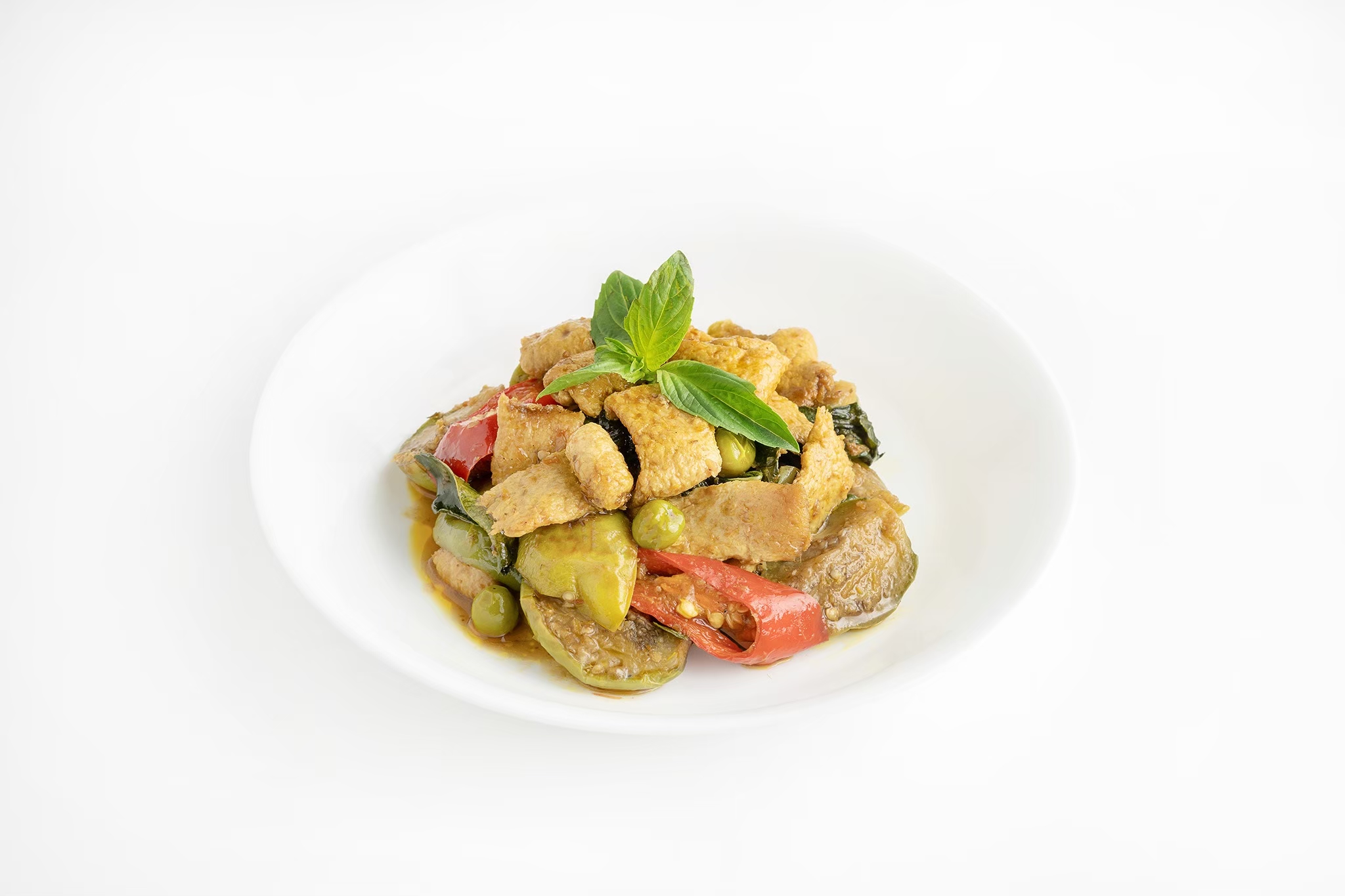 อาหารเจ ผัดเขียวหวานไก่เจ (Stir fried vegan chickenless with green curry paste)