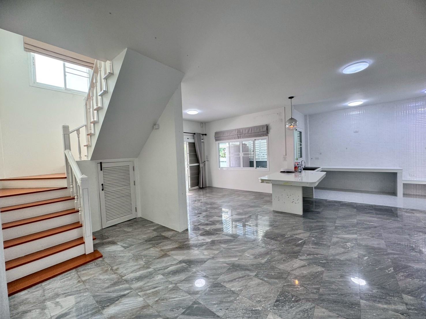 ขายบ้านเดี่ยว หมู่บ้าน บ้านฟ้าลากูน คลอง 2 ต่อเติมเต็มพื้นที่ (N.1909)