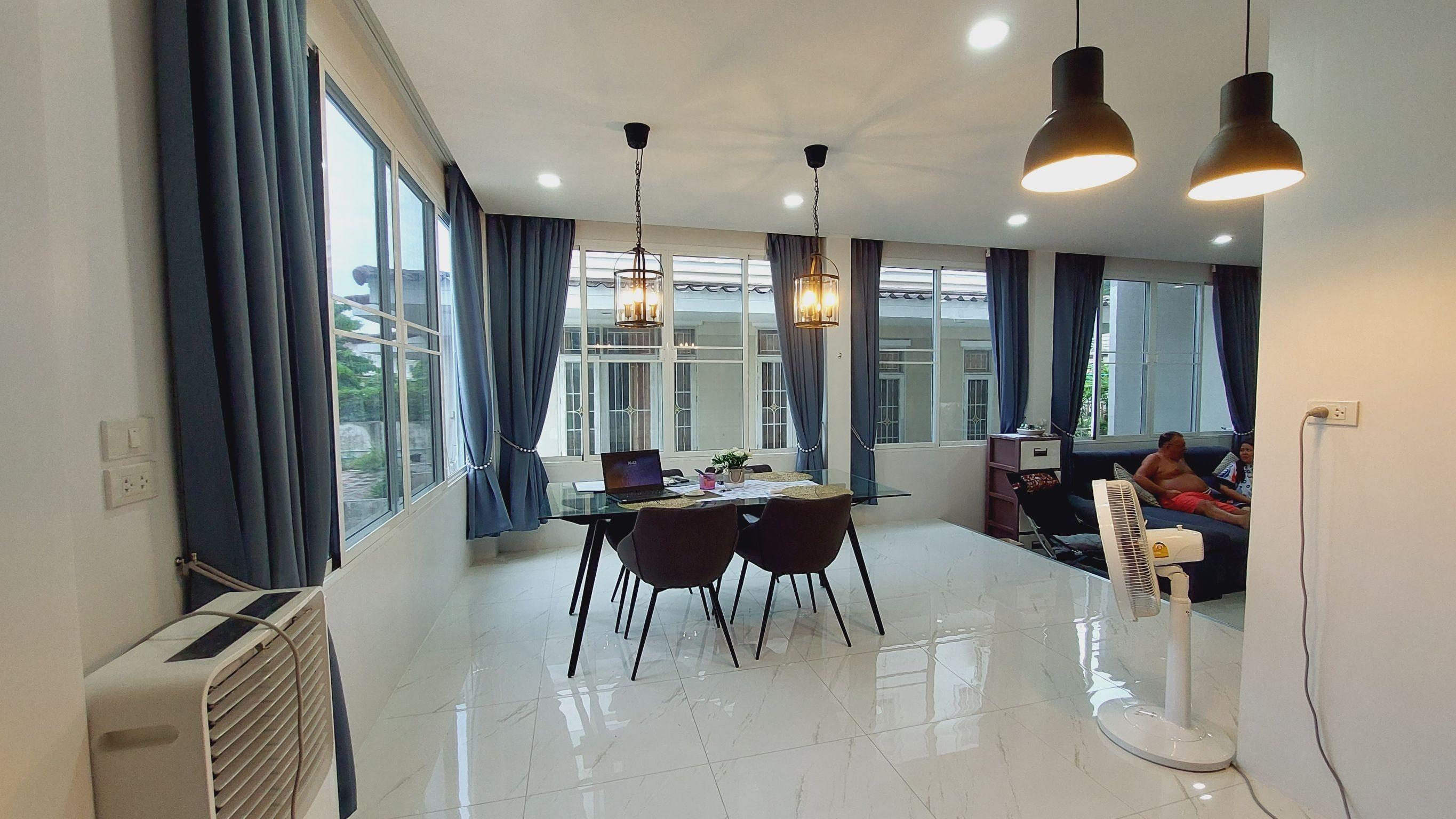 ขายบ้านลลิล เดอะ ยัง เอ็กซ์เซ็กคลูทีฟ ซ.กาญจนาภิเษก36 (N.732)