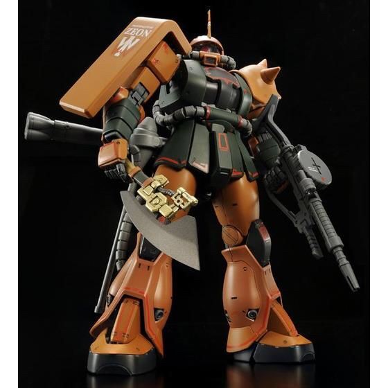 (MG) 1/100 MS-06FS Zaku II Garma Zabi Custom (Premium Bandai)