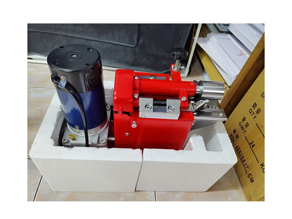 เครื่องทากาวปีกกล่อง ทากาวรองเท้า ทากาวหนัง ทาเฉพาะส่วน Glue machine Glue the leather ขนาด 4.5ซม.