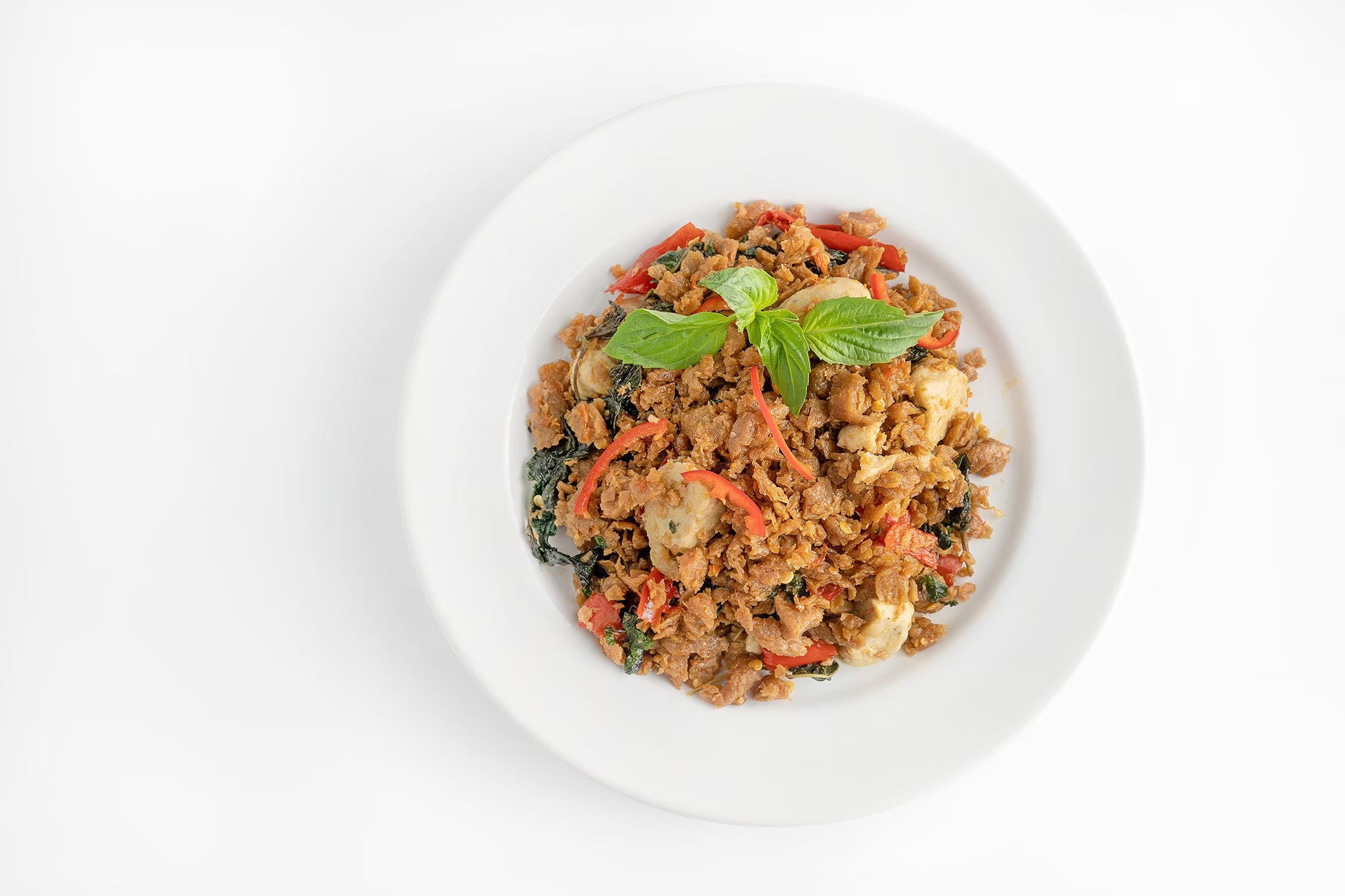 กะเพราหมูสับเจ (Stir fried minced vegan porkless with basil)