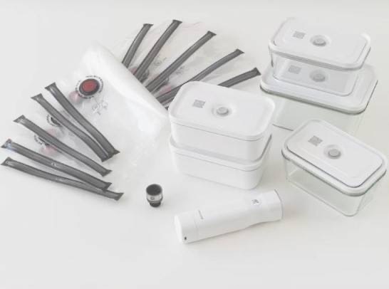 Zwilling Fresh Save Vacuum 17 pcs starter Set เครื่องสูญญากาศ ให้เราเก็บอาหารได้นานขึ้น 5 เท่า