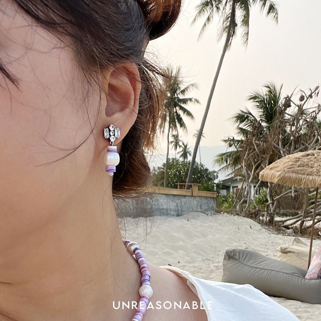 ต่างหู มุกธรรมชาติ Natural Pearl Color ต่างหูคลิป ต่างหูก้านเงินแท้ น้ำหนักเบา สวยใส่สบาย UA0873-01 Unreasonable Accessories