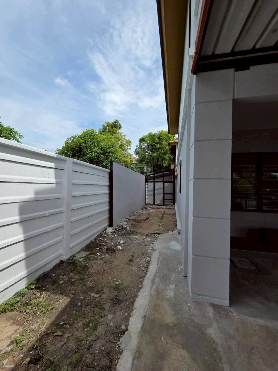 ให้เช่าทาวน์เฮาส์ หมู่บ้านพฤกษาวิลล์ 73 ซอยพัฒนาการ 38 ใกล้ APL รามคำแหง (N.1866)