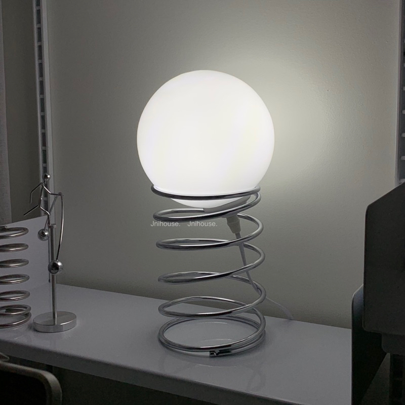 [พร้อมส่ง] Jnihouse : Lunar Spring Lamp โคมไฟตั้งโต๊ะ