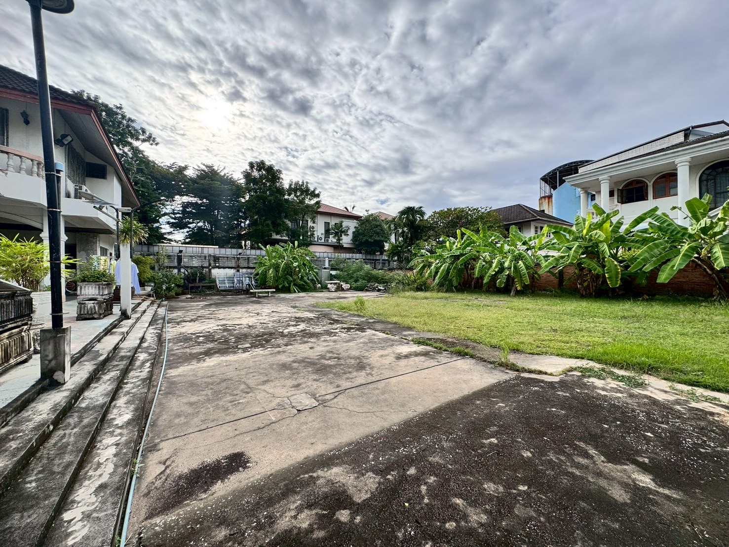 ขายที่ดินเปล่า 128 ตารางวา ปรีดีพนมยงค์13 (แบ่งขายได้) ใกล้ BTS พระโขนง (N.1870)