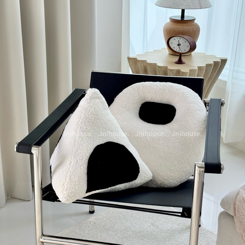 [พร้อมส่ง] Jnihouse : หมอนนุ่ม หมอนอิงมินิมอล