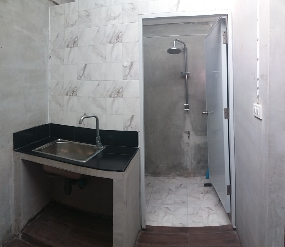 ให้เช่าบ้านเดี่ยวพระรามเก้า 43 (หมู่บ้านเสรี 4) แอร์ 3 ตัว (N.292)