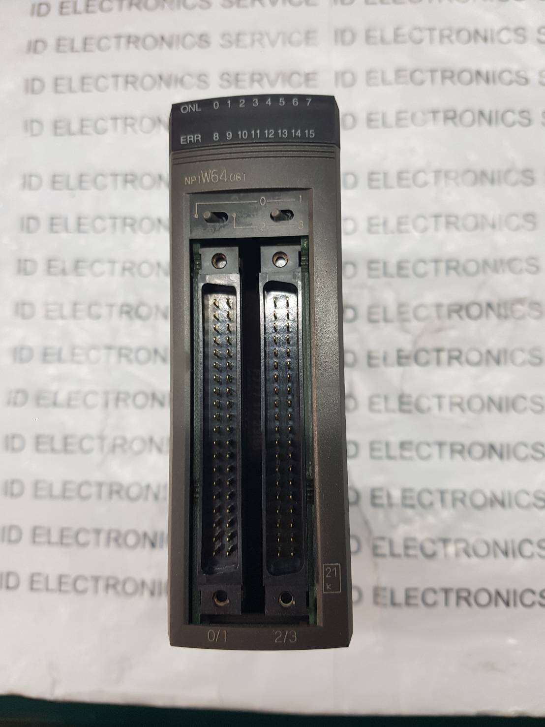 PLC " FUJI " MODEL : NP1W6406T