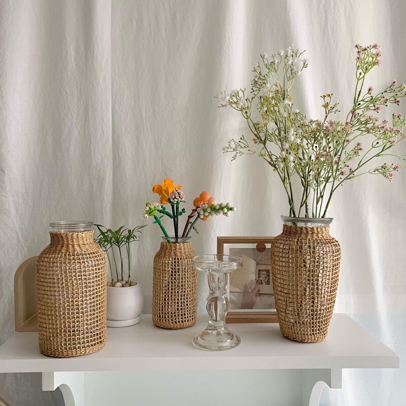 [พร้อมส่ง] Jnihouse : แจกันแก้วใส พันหวายสาน