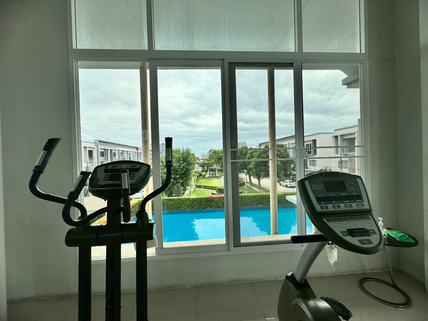 ขายทาวน์โฮม หมู่บ้านดิเอ็กซ์คลูซีฟ พัฒนาการ44 (The Exclusive-Pattanakarn44) ใกล้ APL หัวหมาก (N.1915)