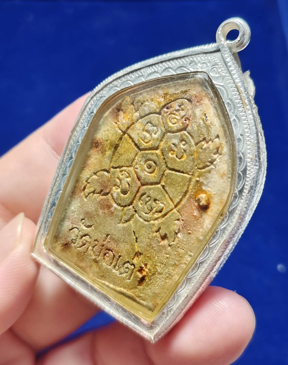 พระสังกัจจายน์ มหาลาโภ หลังพญาเต่าคำ รุ่น1 (เลี่ยมเงินแท้)ครูบาศรีมรรย์ ยโสธโร วัดบ่อเต่า จ.เชียงใหม่ ปี2556