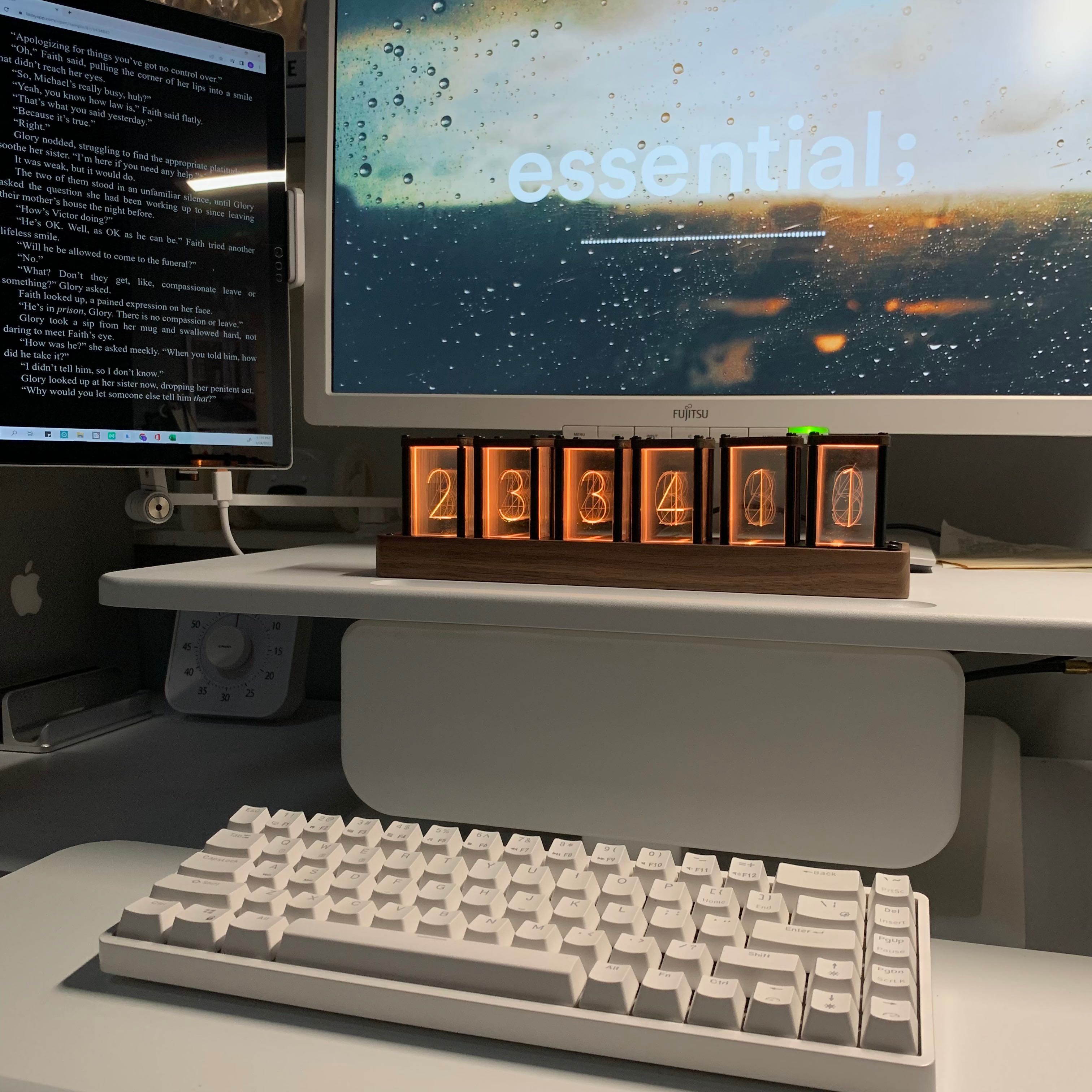 [พร้อมส่ง] Jnihouse : Nixie Tube RGB LED Clock