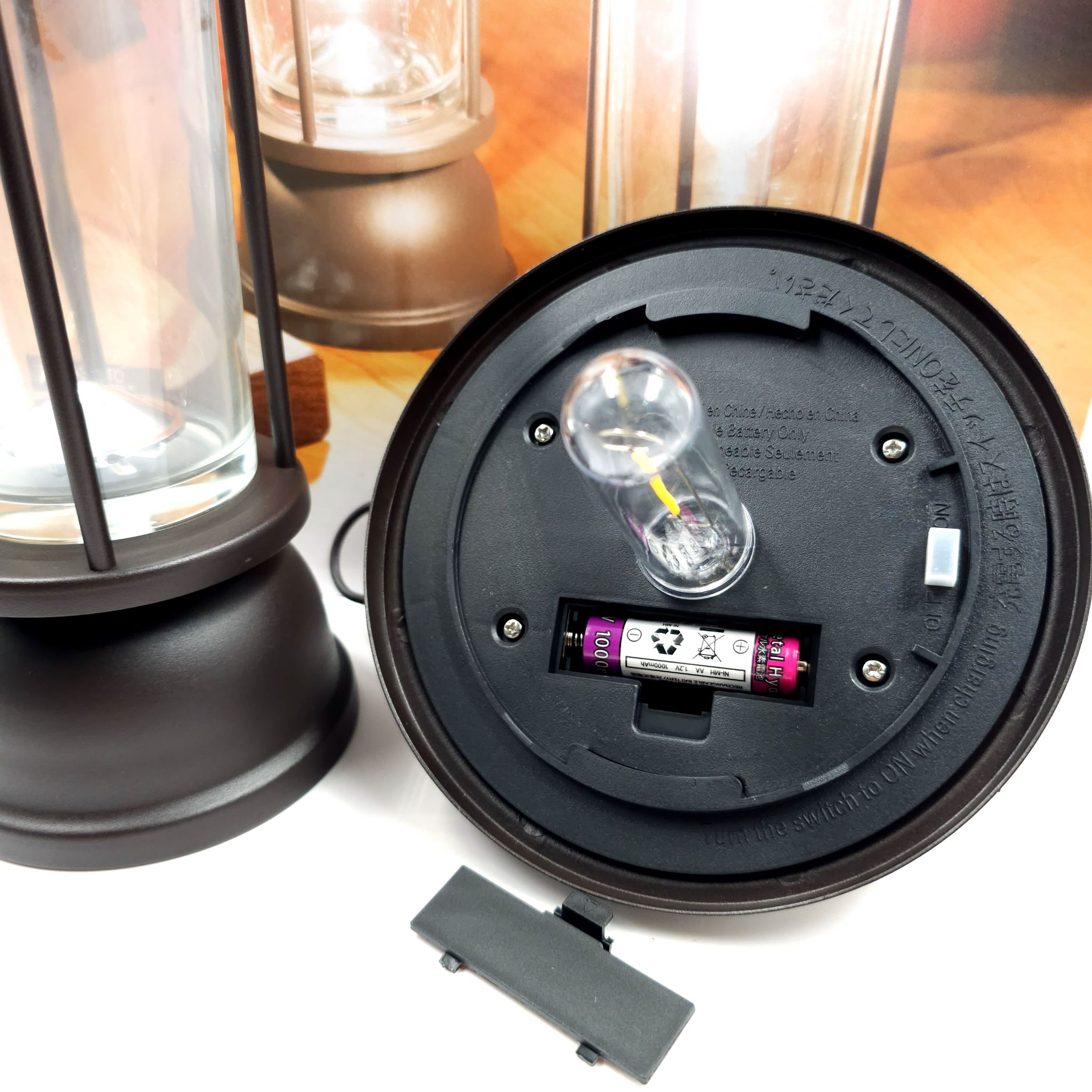 ตะเกียงโคมไฟ solar led ใช้พลังงานแสงอาทิตย์ มีเซนเซอร์ในตัว 1 กล่องมี 2 โคม