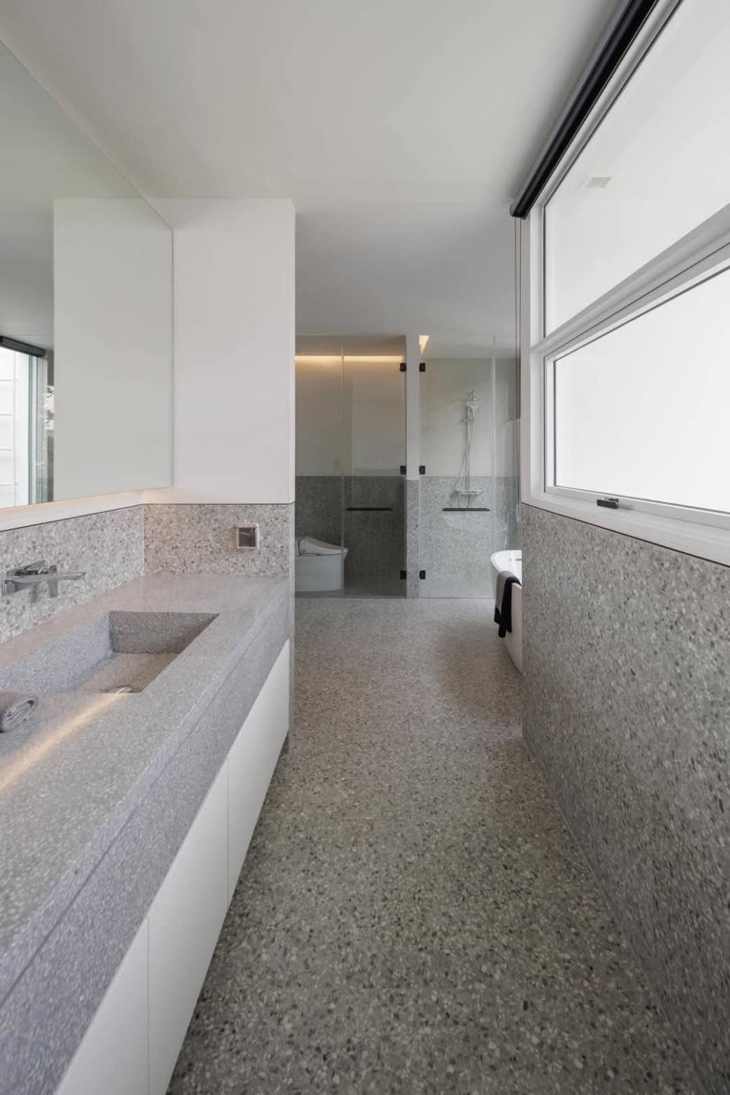 ให้เช่าบ้านหรู3ชั้น พร้อมลิฟท์ ติดเมกาบางนา ตกแต่งครบพร้อมอยู่ ค่าเช่า 400,000 บาท บางพลี สมุทรปราการ (N.1514)