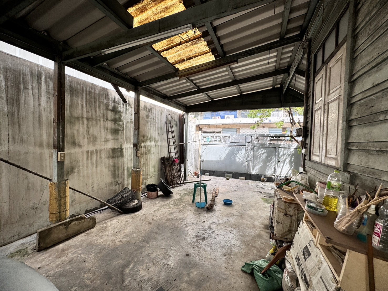 ให้เช่า บ้านเดี่ยว 2 ชั้น ซอยสีลม 14 ขนาด 98 ตารางวา บางรัก ใกล้ BTS สุรศักดิ์ (N.1484)