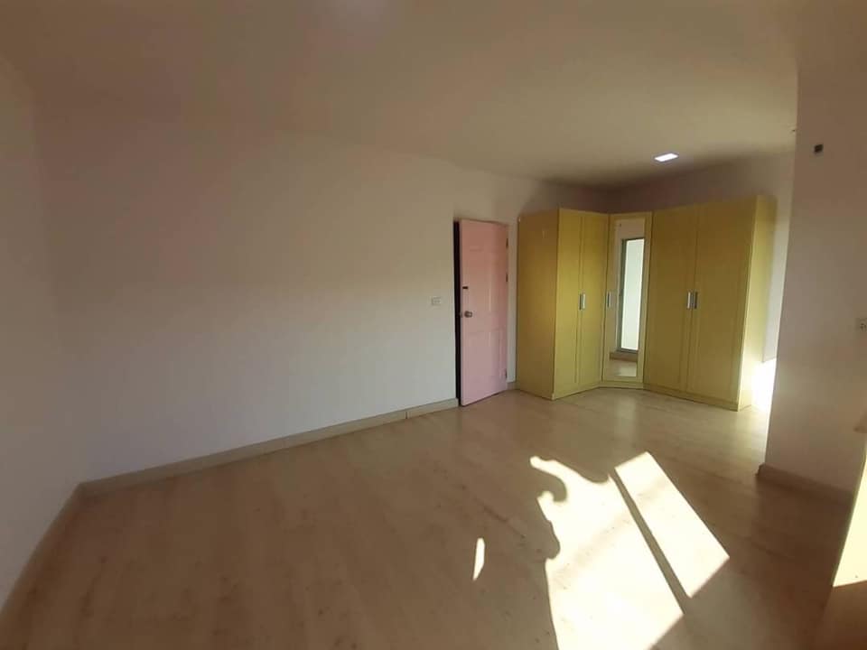 ขายด่วน ศุภาลัยซิตี้โฮม ลาซาล 20 ตรว. 3 ชั้น ถนนกว้าง (ทำเลดีเกินคาด) (ต่อรองได้) (N.256)