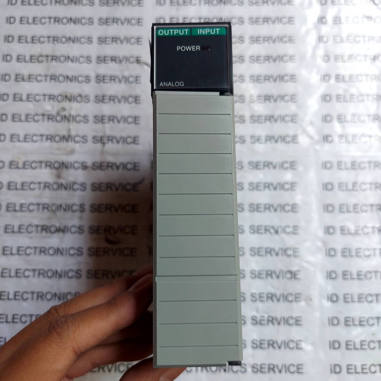 PLC "ALLEN-BRADLEY" MODEL : 1746-NIO4V
