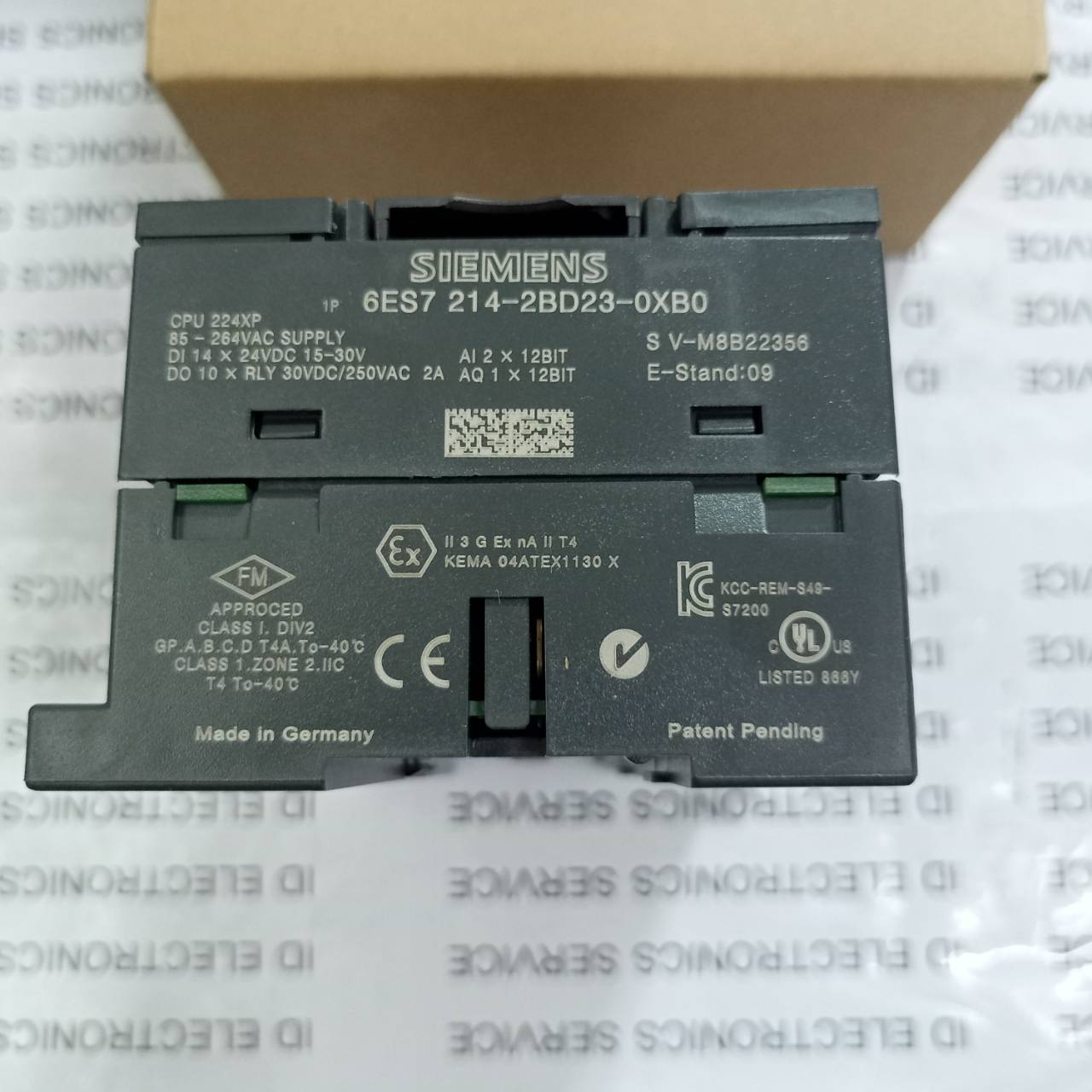 PLC " SIEMENS " MODEL : 6ES7 214-2BD23-0XB0