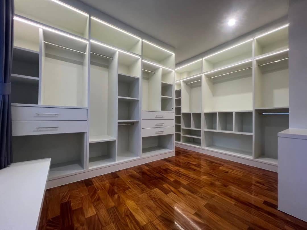 ให้เช่าบ้านชั้นเดียว หลังใหญ่ ใกล้เซ็นทรัลบางนาสวยครบพร้อมอยู่ (N.1558)