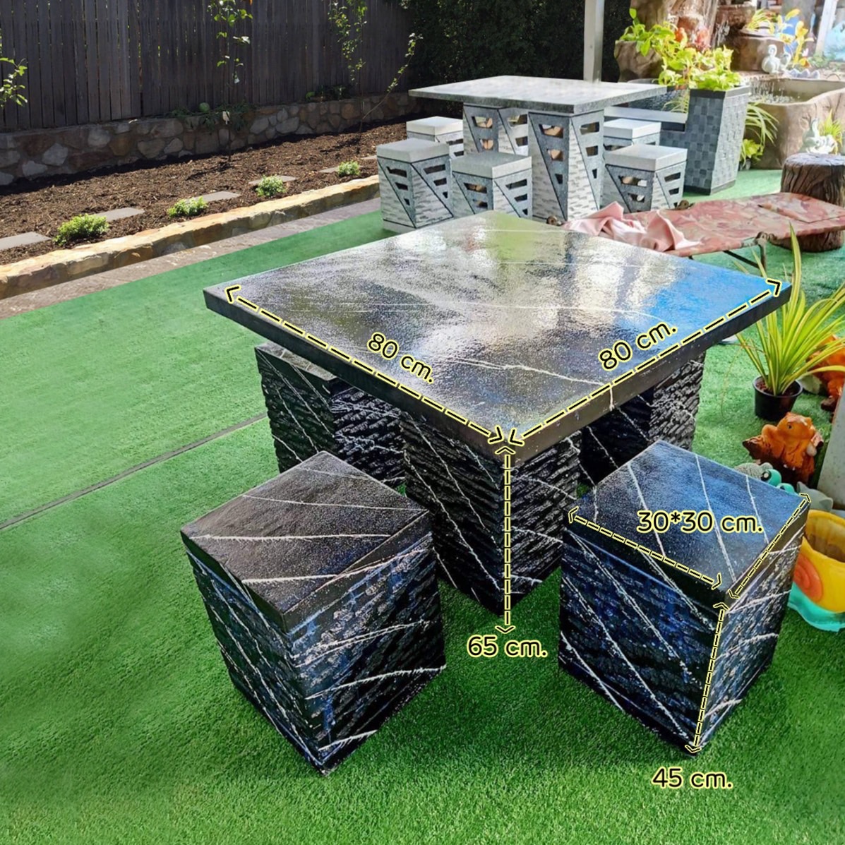 ชุดโต๊ะสนามกลางแจ้ง โต๊ะสนาม ชุด 4 ที่นั่ง เหมาะสำหรับวางในพื้นที่จำกัด แข็งแรงทนแดด ทนฝน