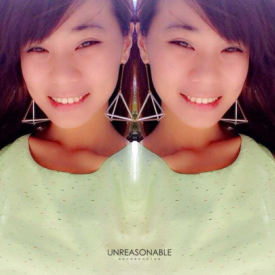 ต่างหูพีรามิด สีเงิน ต่างหูก้านเงินแท้ น้ำหนักเบา สวยใส่สบาย UA0010-01 Unreasonable Accessories