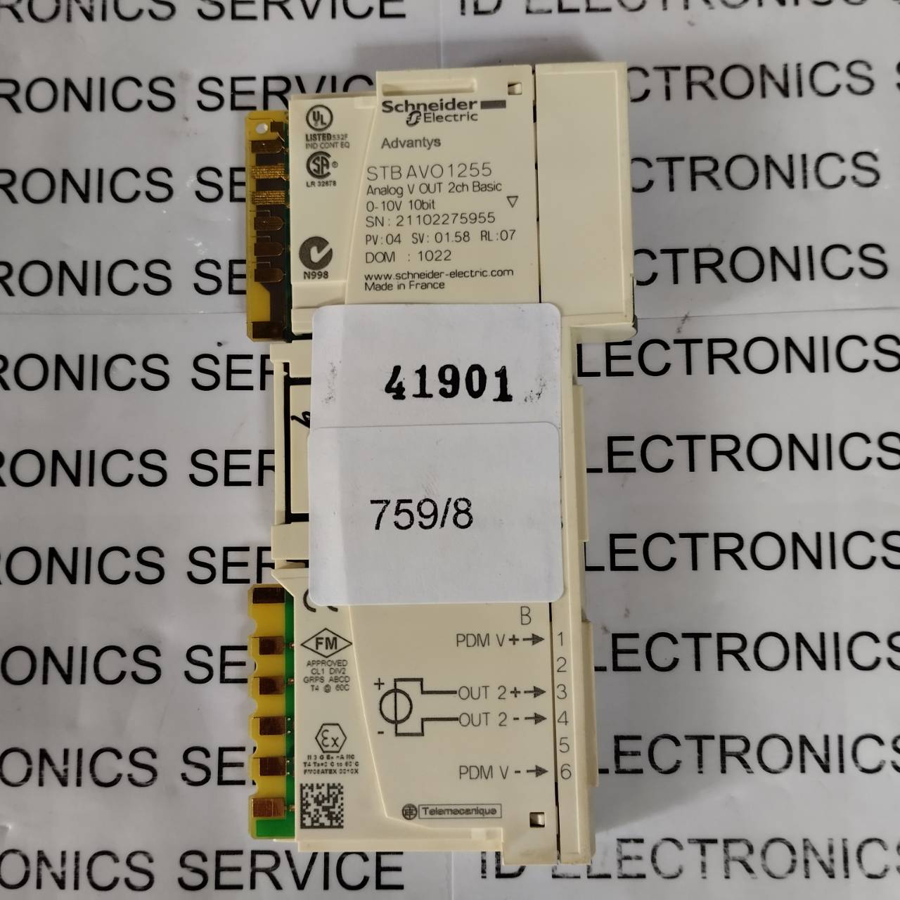 PLC " SCHNEIDER " MODEL : STBAVO1255