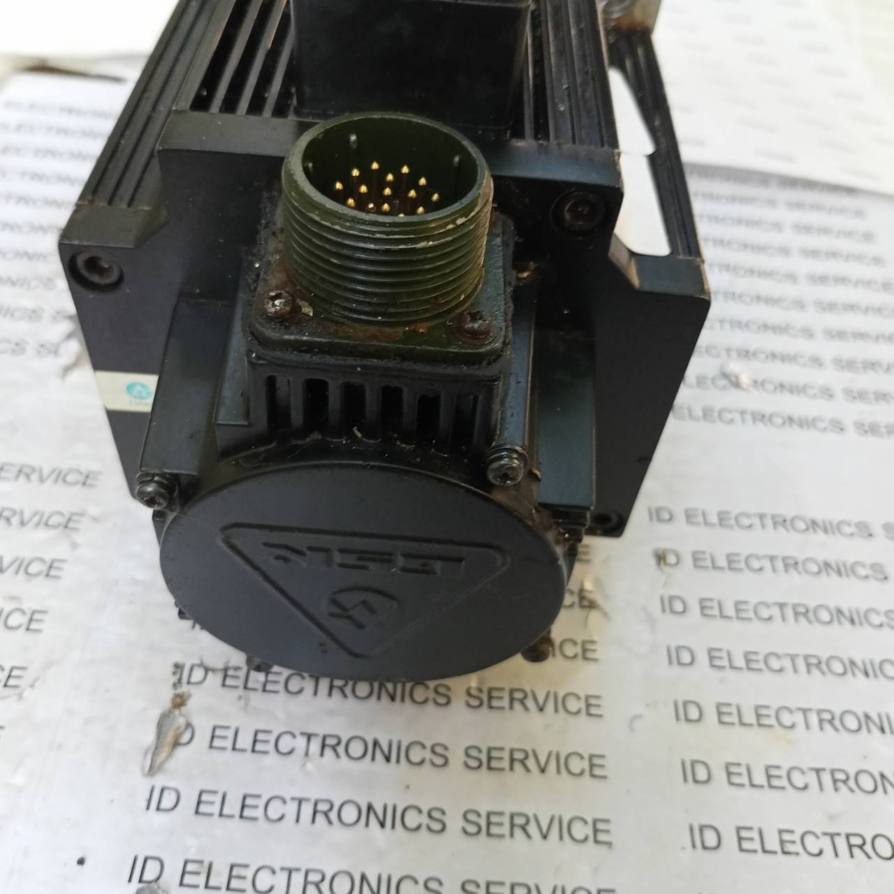 SERVO MOTOR " ALLEN BRADLEY " MODEL : 130SJT-M060D(A2Y4)