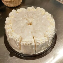 เค้กมะพร้าวอ่อนวิปครีมกะทิ หน้าแน่นๆจัดเต็มด้วยซอสมะพร้าวอ่อน ขนาด3ปอนด์