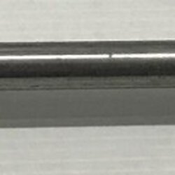 แกนล้อพร้อมแหวนและน็อต