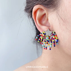 ต่างหูดาว ลูกปัดหลากสี น้ำหนักเบา สวยใส่สบาย UA0715-02 Unreasonable Accessories