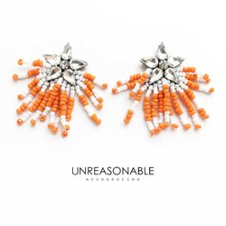 ต่างหูดาว ลูกปัด สีส้ม สวยใส่สบาย น้ำหนักเบา UA0547-02 Unreasonable Accessories