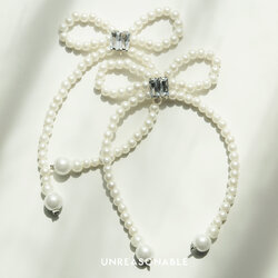 ต่างหูโบว์ Glass Pearl ต่างหูคลิป ต่างหูก้านเงินแท้ น้ำหนักเบา UA0926-01 Unreasonable Accessories
