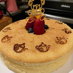 เค้กวันเกิด เจแปนนีสชีสเค้ก เนื้อนุ่มฟูเบาละมุน หอมอร่อย กลมกล่อม ขนาด 3ปอนด์