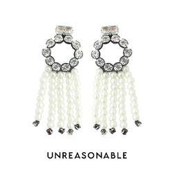 ต่างหู สีมุก น้ำหนักเบา สวยใส่สบาย UA0745-01 Unreasonable Accessories