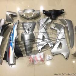 ชุดสี WAVE 125R สีเทา411ล้วนกุญแจใหญ่ + หน้ากากหลัง + อกไก่ 4,500 กรัม