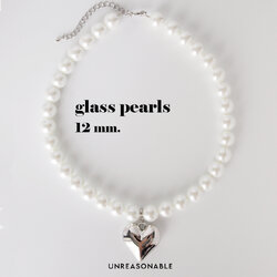 สร้อยคอมุกแก้ว ขนาด 12 mm. จี้หัวใจสีเงิน UA0875-01 Unreasonable Accessories