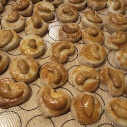 คุกกี้สิงคโปร์ตกแต่งด้วยเม็ดมะม่วง กรอบ อร่อย