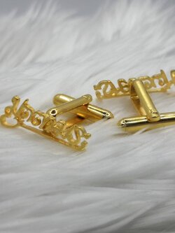 คัฟลิงค์ (Cufflinks)