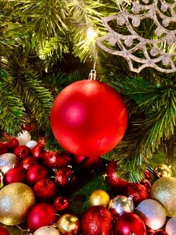 ลูกบอลคริสต์มาสด้านสวยๆ สี แดง ขนาด6cm.