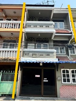 ขายทาวน์โฮม 3 ชั้น รีโนเวทใหม่ พร้อมเข้าอยู่ 5ห้องนอน 2ห้องน้ำ ใกล้ BTS ช้างเอราวัณ สมุทรปราการ