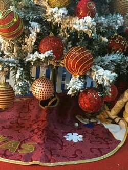 ให้เช่าผ้ารองใต้ต้นคริสต์มาส ขนาด80cm.