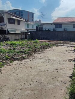 ขายที่ดินหมู่บ้านมิตรภาพ อ่อนนุช46 ต้นซอย (N.1019)