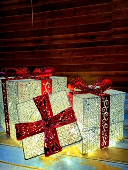 สำหรับการเช่า กล่องของขวัญคริสต์มาสไฟประดับ