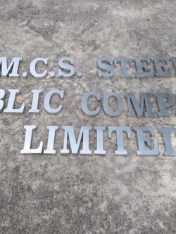 #อักษรสแตนเลสแฮร์ไลน์